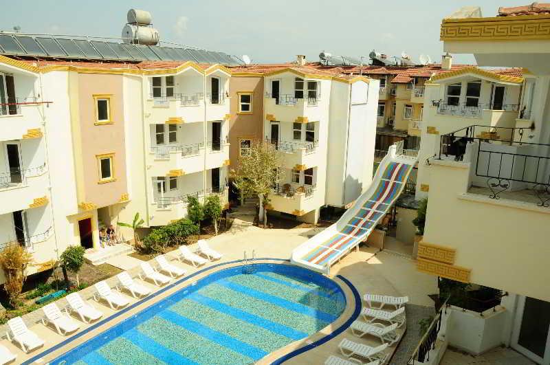 Midnight Sun Hotel Side Exterior foto